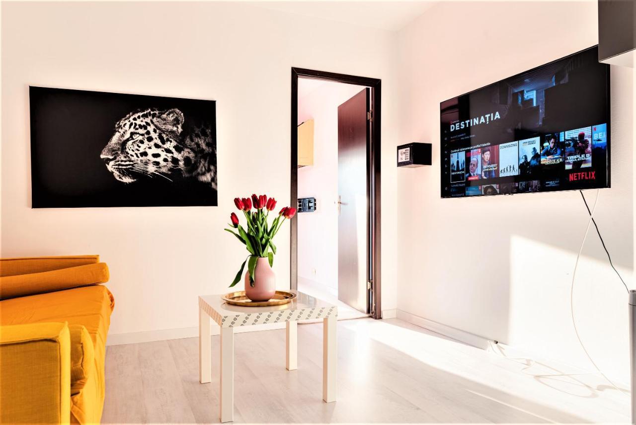 Parliament Marriott Unirii Square 5 Bedrooms Luxury Apartment Old Town Bukarest Exteriör bild