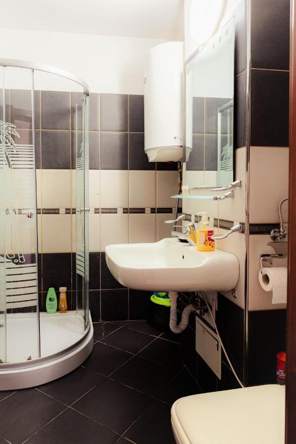 Parliament Marriott Unirii Square 5 Bedrooms Luxury Apartment Old Town Bukarest Exteriör bild